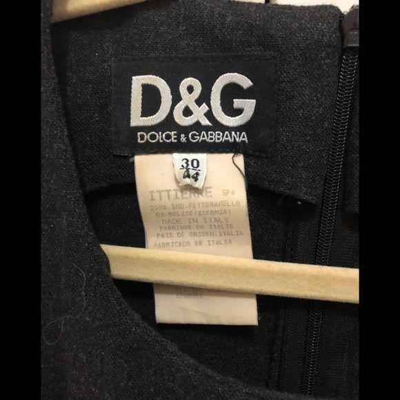 D&G gray wool shift dress in great condition. - Picture 3 of 4